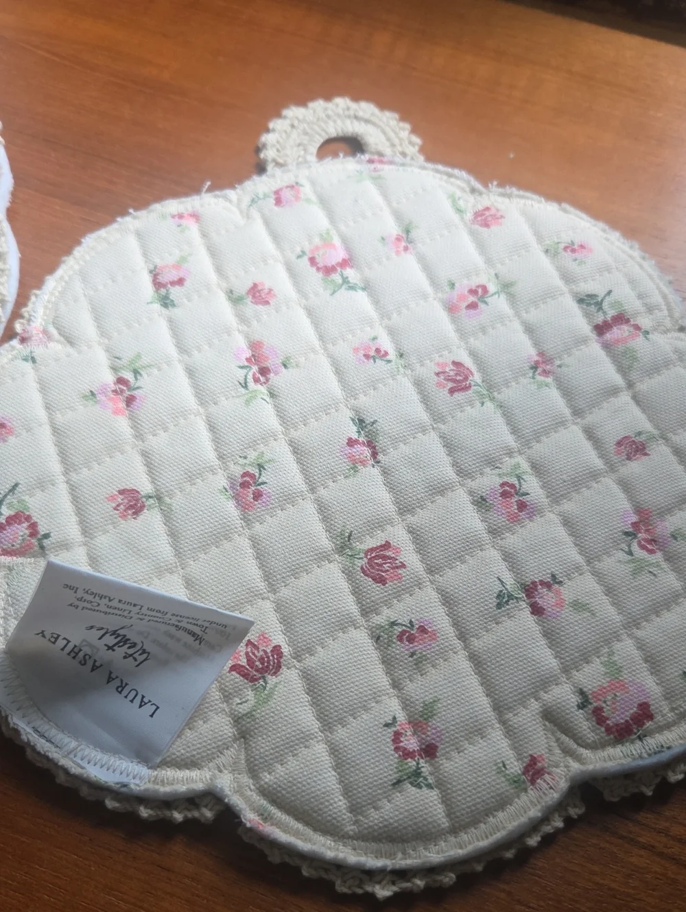 Laura Ashley Crochet Potholders - Set of 2 Cream